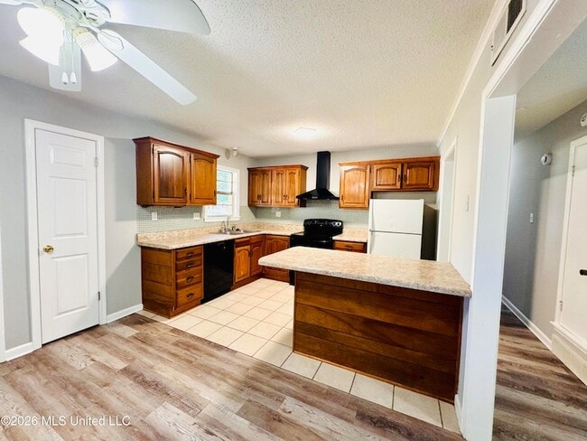 Photo - 8082 Whitebrook Dr
