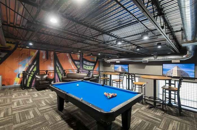 Photo - 600 N Broad St