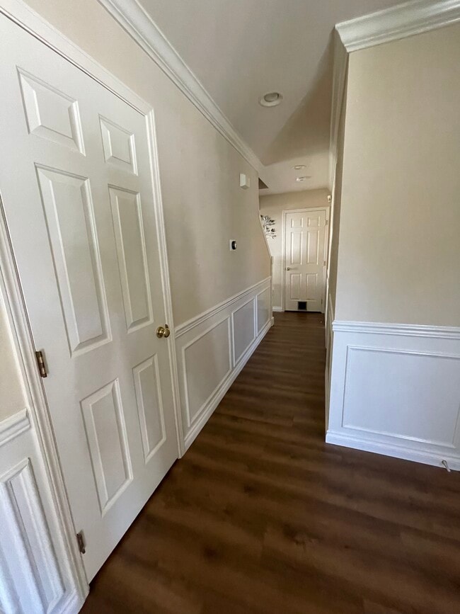 Entrada - 22800 127th Ave SE