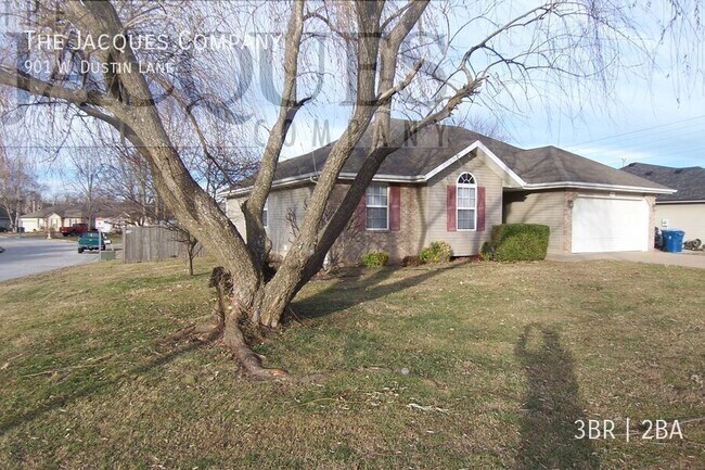 Photo - 901 W Dustin Ln
