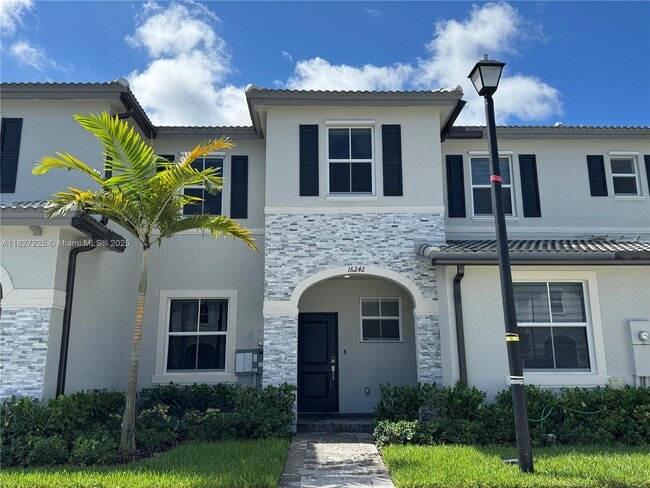 Building Photo - 16242 SW 292nd St Rental