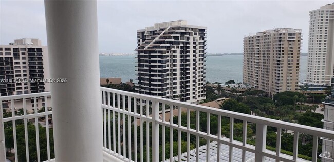 Building Photo - 701 Brickell Key Blvd Unit 1711 Rental