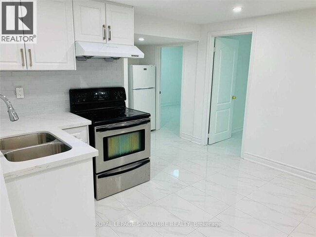 Photo - 23 Lynmont Rd