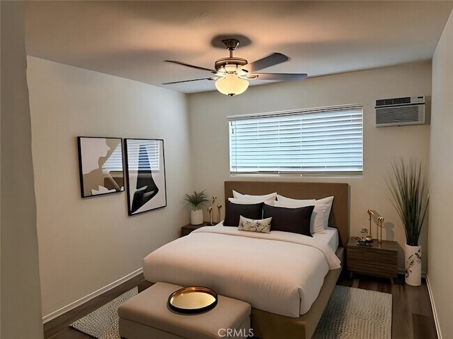 Photo - 685 E Vista Chino Unit H