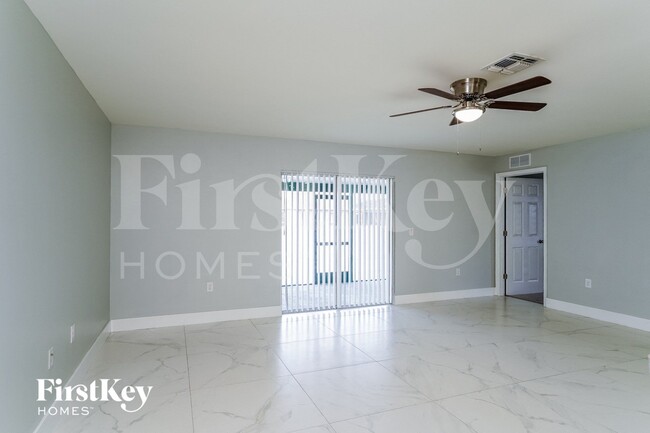 Photo - 2918 NW 5th Ave