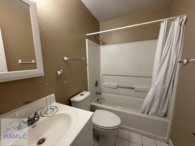 Photo - 703 Tray Ct