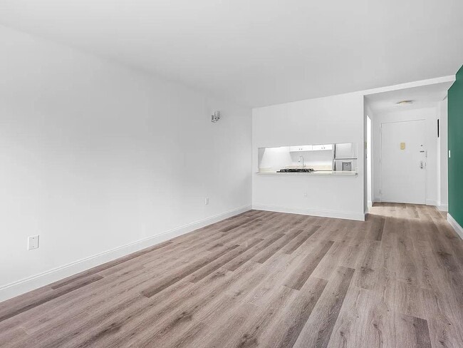 Building Photo - 280 Rector Pl Unit 6J