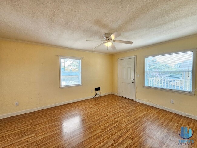 Photo - EVERGREEN#119 Unit EVERGREEN#119-203