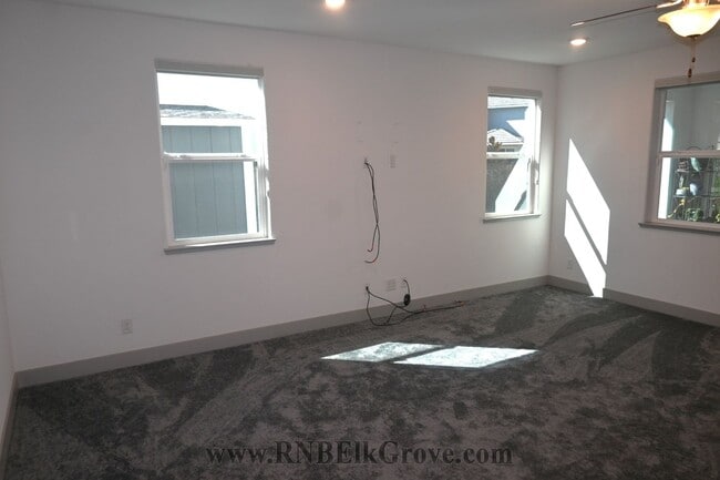 Photo - 10060 Carinata Dr