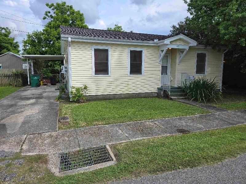 Photo - 147 Barrilleaux St House