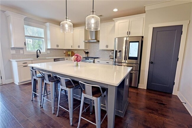 Photo - 1494 Addison Pl