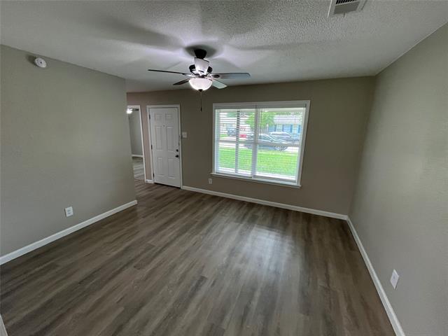 Photo - 2930 Gardenia Dr