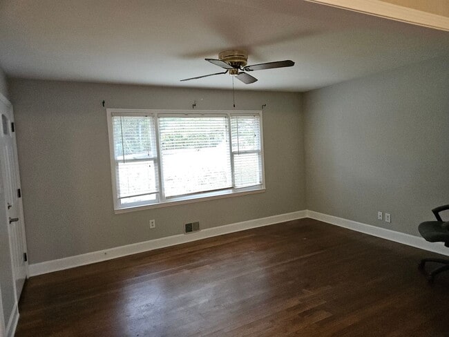 Photo - Marietta Ranch with Garage