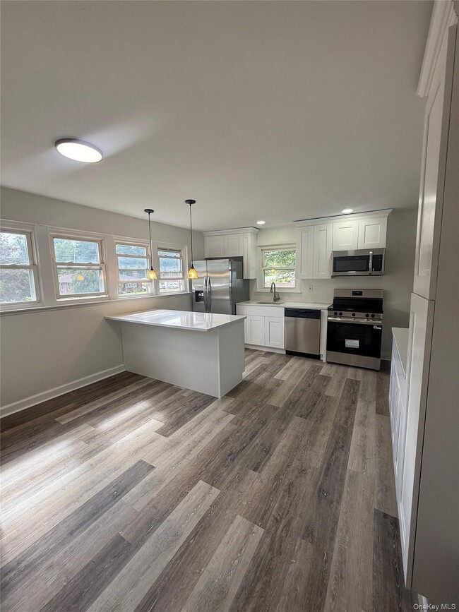 Photo - 11 Willow Ln