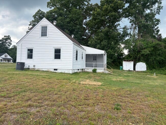 Photo - 6596 Charles City Rd