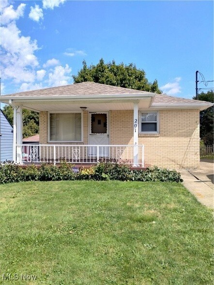 Photo - 201 N Belle Vista Ave House