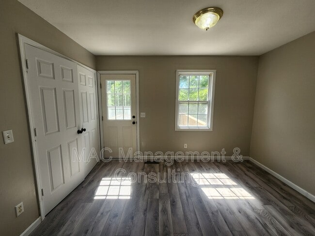 Photo - 1572 Shipley Rd Unit Apt. B
