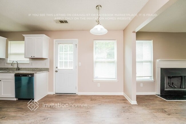 Photo - 4937 Bryant Dr