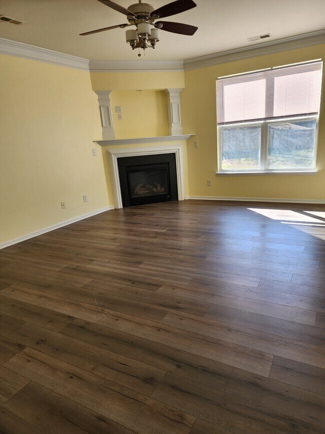 Photo - 3123 Ernest Russell Ct