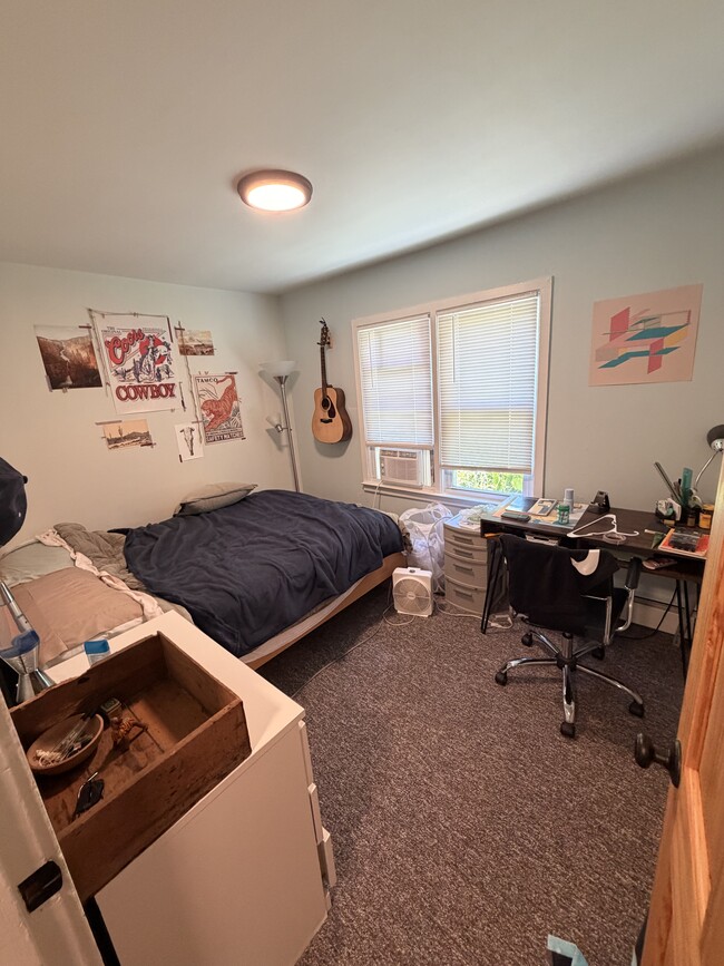 Bedroom #1 - 606 W Summit St