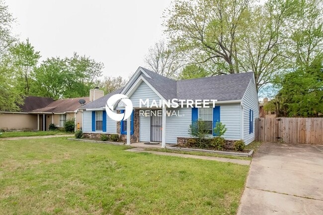 3 Bedroom Pet-Friendly Home in Memphis, TN with Main Street Renewal