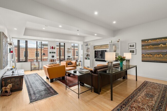 Photo - 1313 Washington St Unit 608