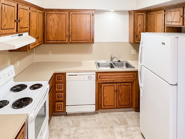 Behm Apartments - Behm Apartments