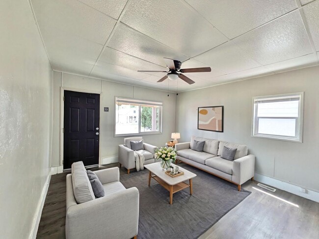 Building Photo - Charming 2-Story Home Near Riverwalk & I-25