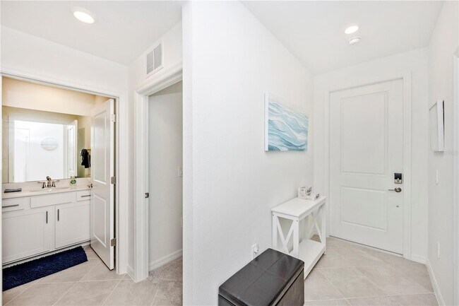 17565 Opal Sand Dr Unidad 202