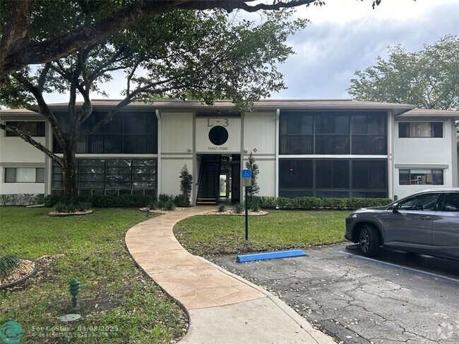 Building Photo - 10875 W Clairmont Cir Unit 111 Rental