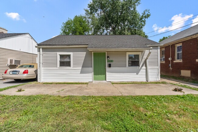 Photo - 313 N 42nd St