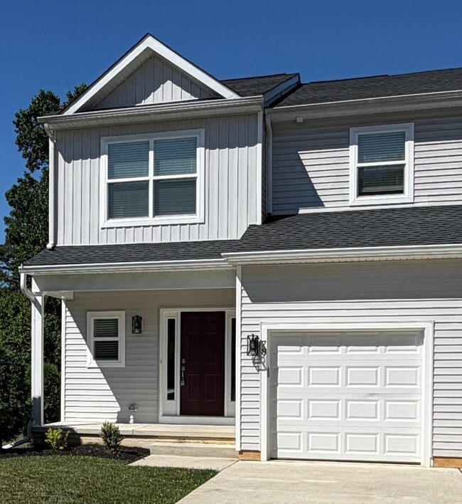 Building Photo - 78 Tansboro Rd
