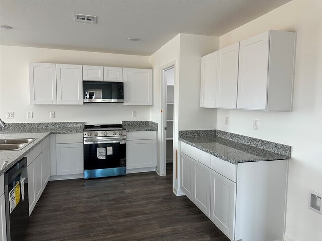 Photo - 7148 Belle Butte Dr