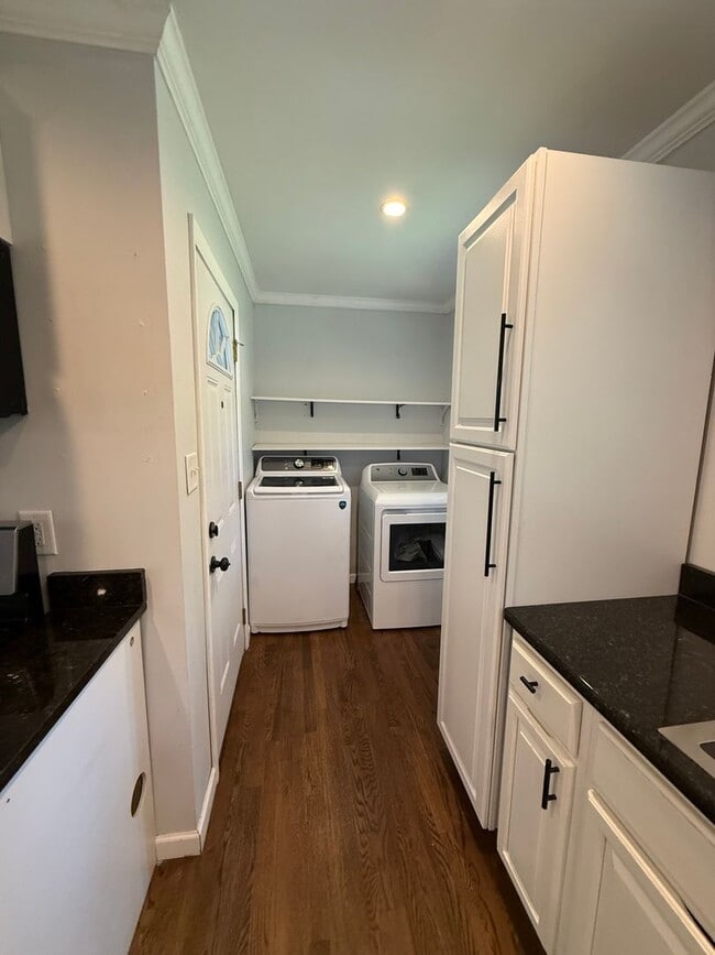 Photo - 1209 20th St NW