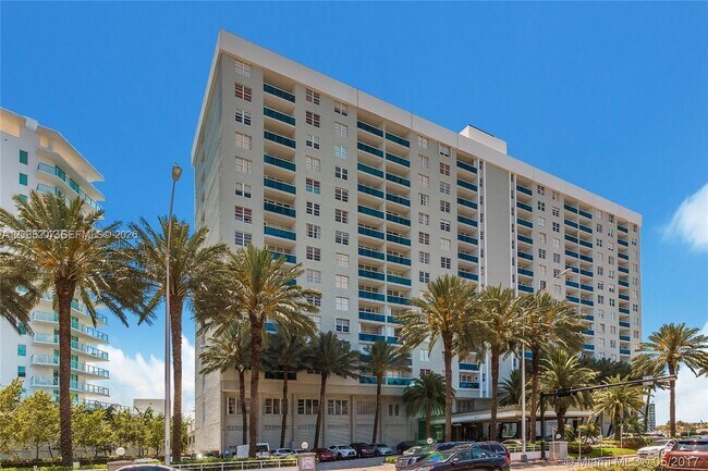 6770 Indian Creek Dr Unit TS-C