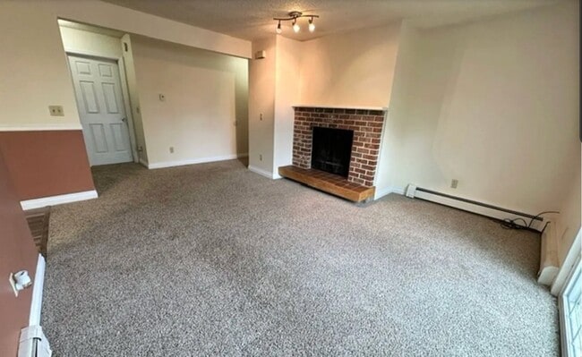 Photo - 511 Pine St Unit 2