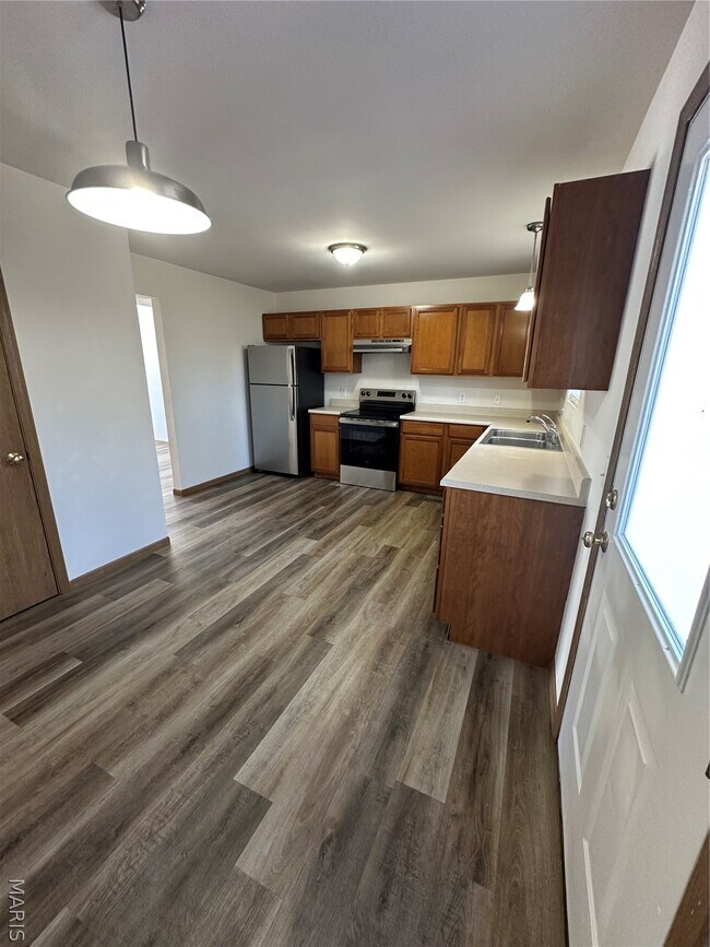 Photo - 231 Truman Ct