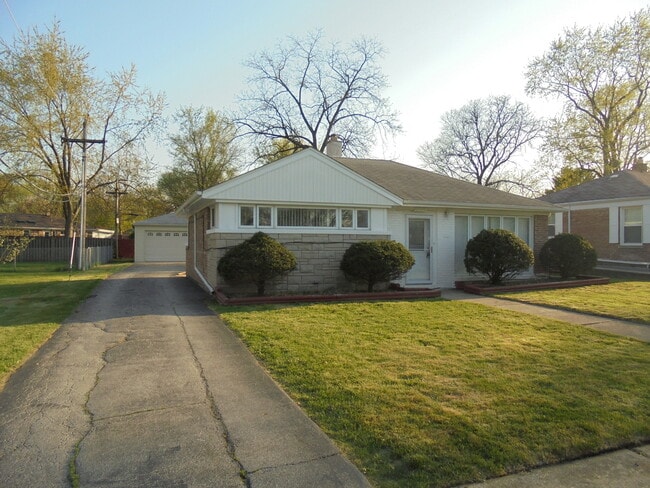 Photo - 2045 Magnolia Rd House