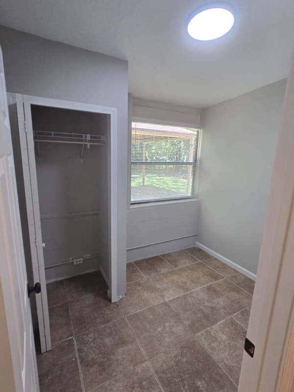 Photo - 10242 Westmar Rd