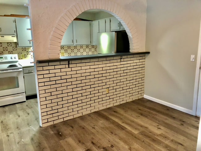 Photo - 9 Strawberry Bank Rd