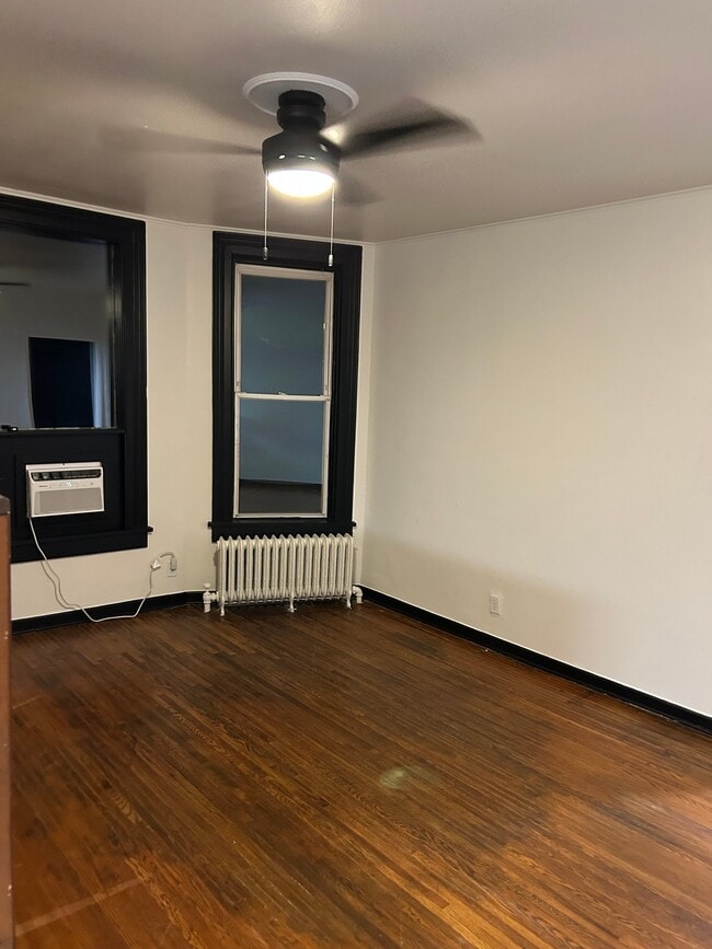Photo - 1616 N Vermilion St Unit 1