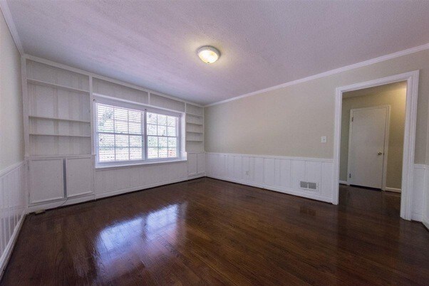 Photo - 510 Windsor Dr