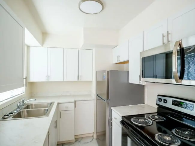 Photo - 591 W Sherman St Unit 6