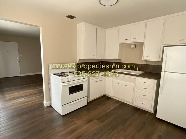 Photo - 2 Bed 1 Bath, Recently Updated