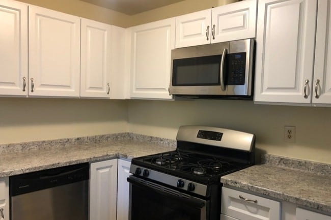 Photo - 200 W Chestnut St Unidad 105