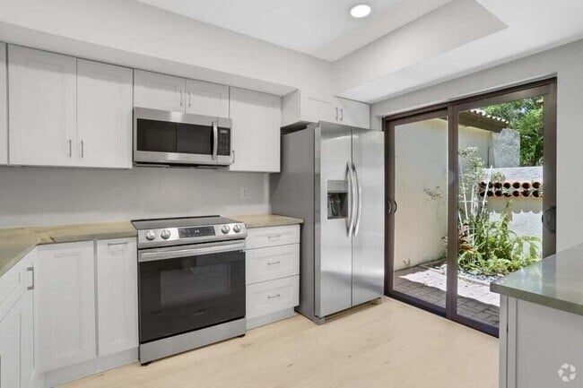Building Photo - 3113 Kingswood Ter Rental