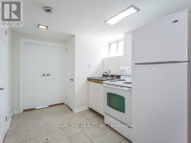 Photo - 42 Cadillac Ave