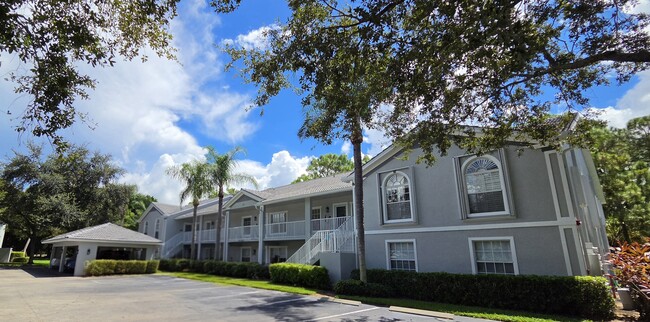 Photo - 25727 Lake Amelia Way Unit 202