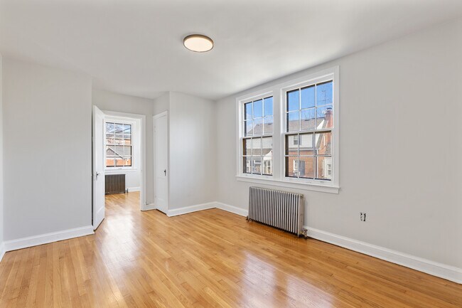 Photo - 4348 Southern Ave SE Unit Apartment 4