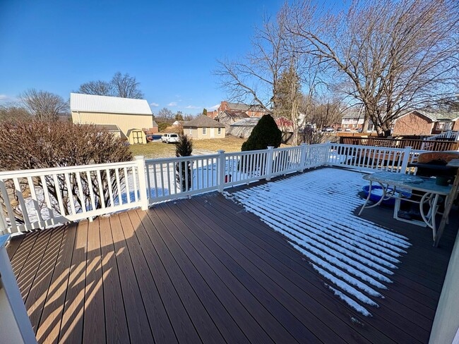 Photo - 501-503 E High St Unidad 501 E High St